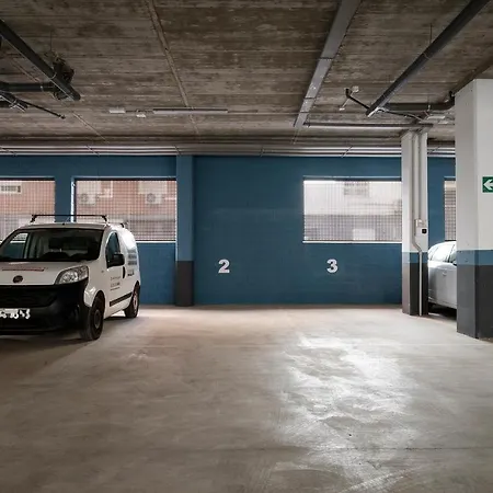 Deluxe Con Piscina, Terraza & Parking
