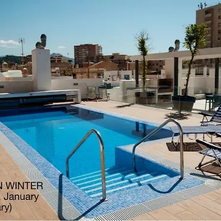 Deluxe Con Piscina, Terraza & Parking Apartment